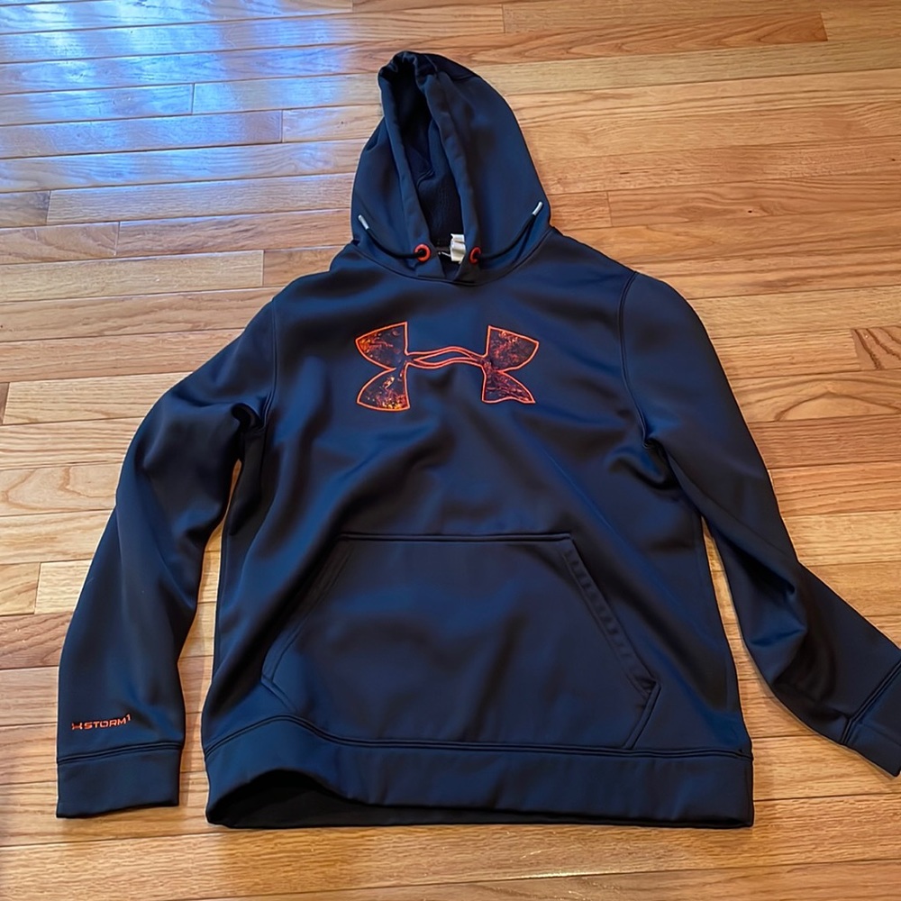 Under Armour hoodie